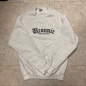 “Uconnic” uconn music festival light grey crew neck